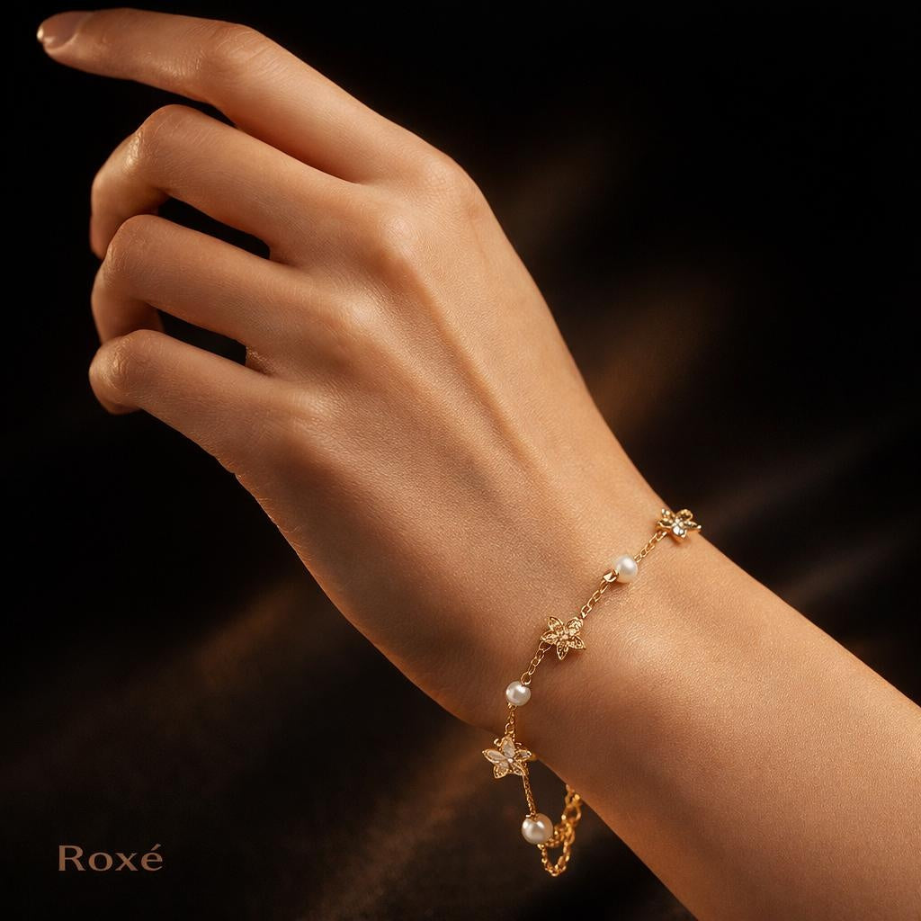 Brățară aurie Roxé cu flori delicate și perle, inoxidabil 17.5+5.5 cm