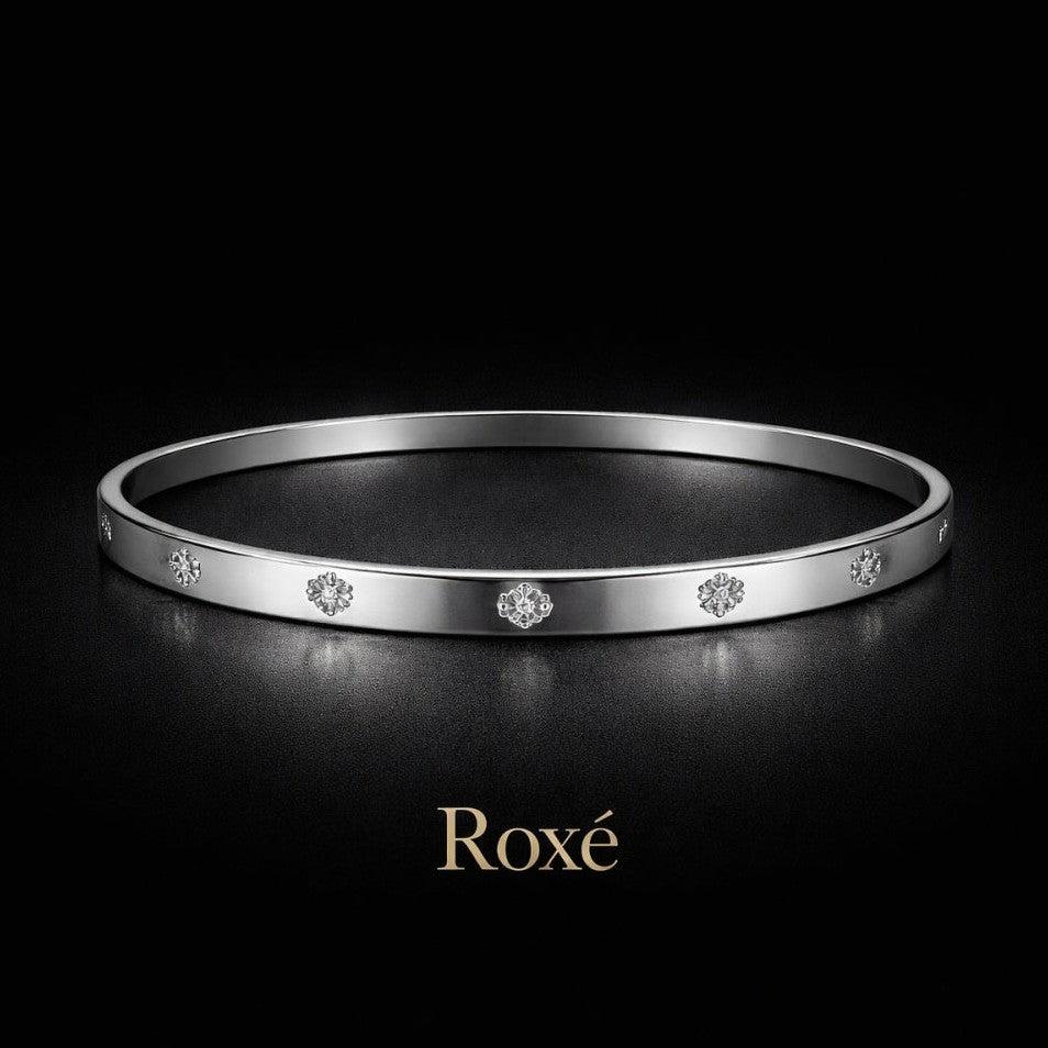 Bratara ROXE argintie rigida cu cristale discrete design elegant inchizatoare fixa