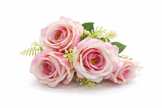Buchet 5 trandafiri artificiali roz pal in nuante crem cu frunze decorative 30cm