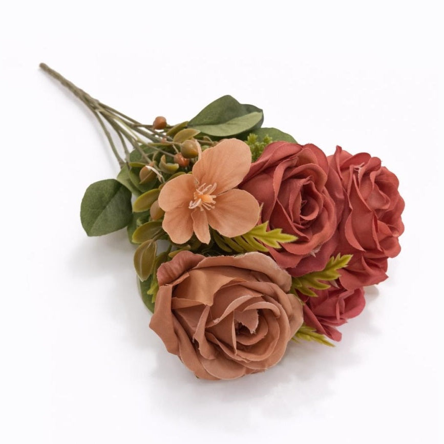 Buchet artificial 5 trandafiri si camelie aramiu cu maro, boboci decorativi, 30cm