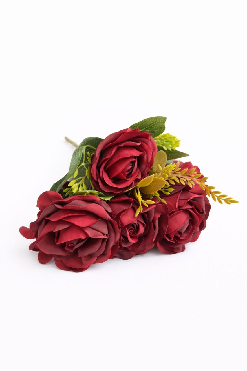 Buchet artificial elegant cu trandafiri si camelii visiniu, inaltime 30 cm