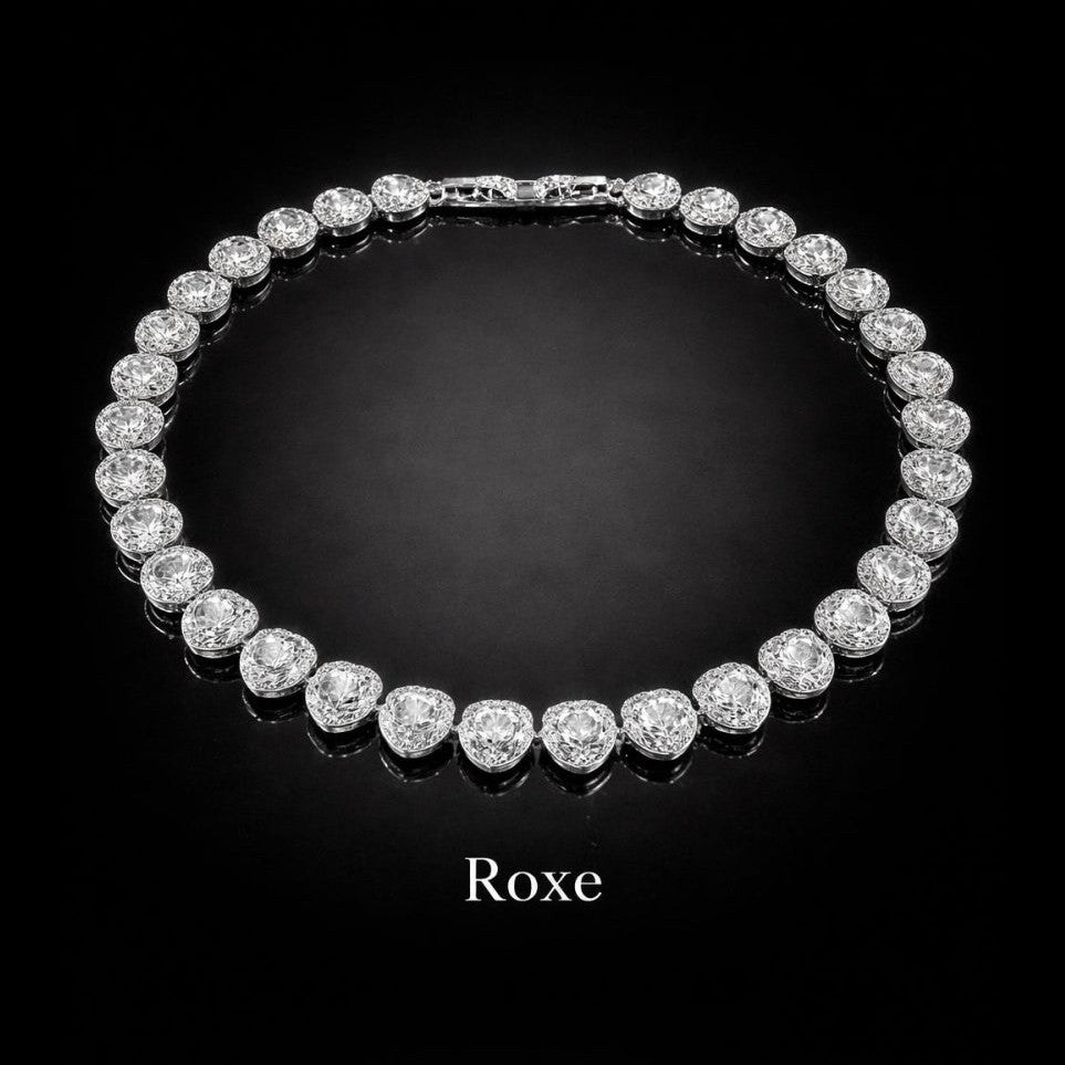 Colier ROXE argintiu elegant cu inimioare din cristale stralucitoare, design romantic premium, 40 cm