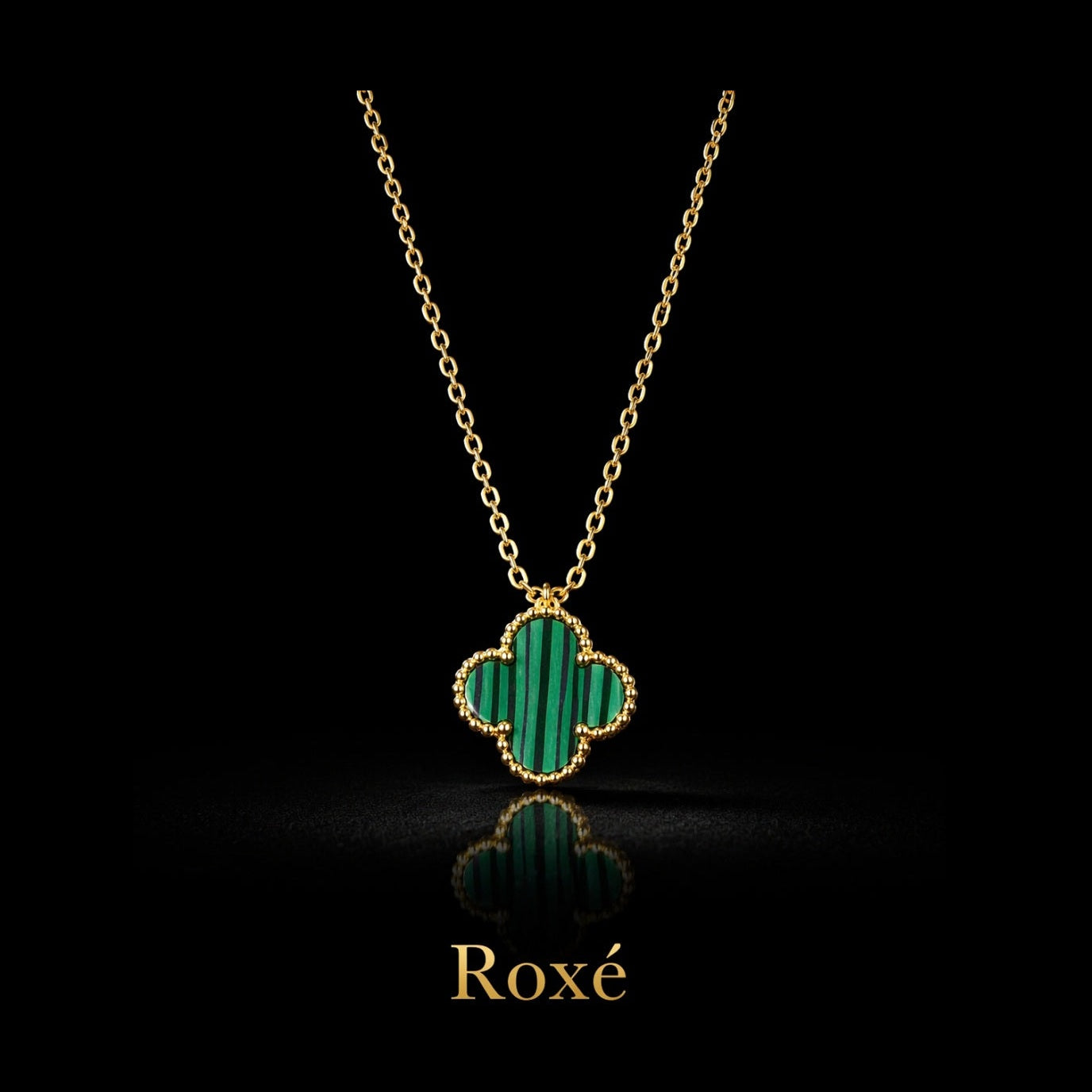 Colier Roxé auriu cu pandantiv trifoi verde cu dungi – material inoxidabil, 40 cm, reglabil