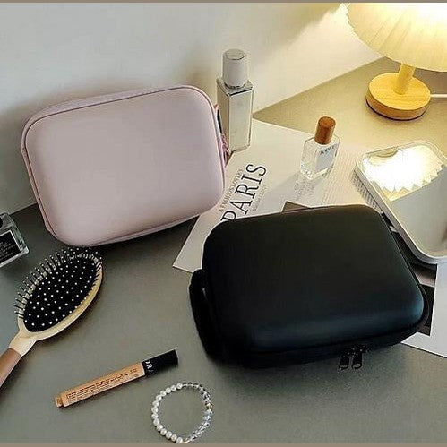 Geanta cosmetice roz cu oglinda LED reincarcabila, organizator machiaj, soft touch