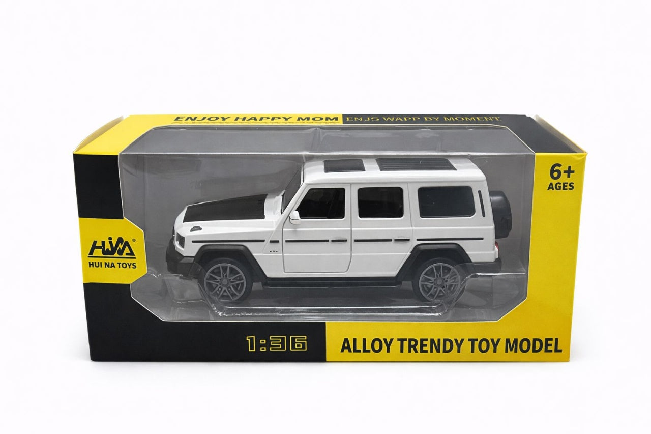Masina metalica SUV alba 1:36 pull back cu usi functionale