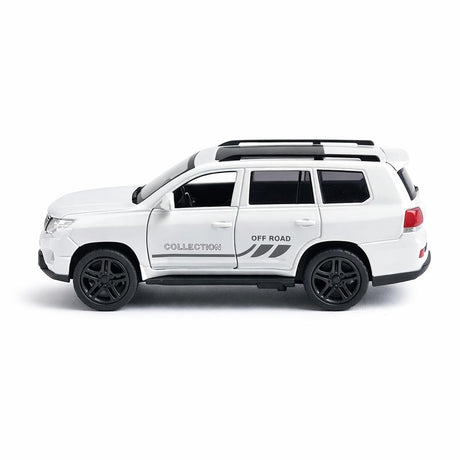 Masinuta metalica SUV alb off road, die cast, 15.5x7 cm, model realist cu usi functionale