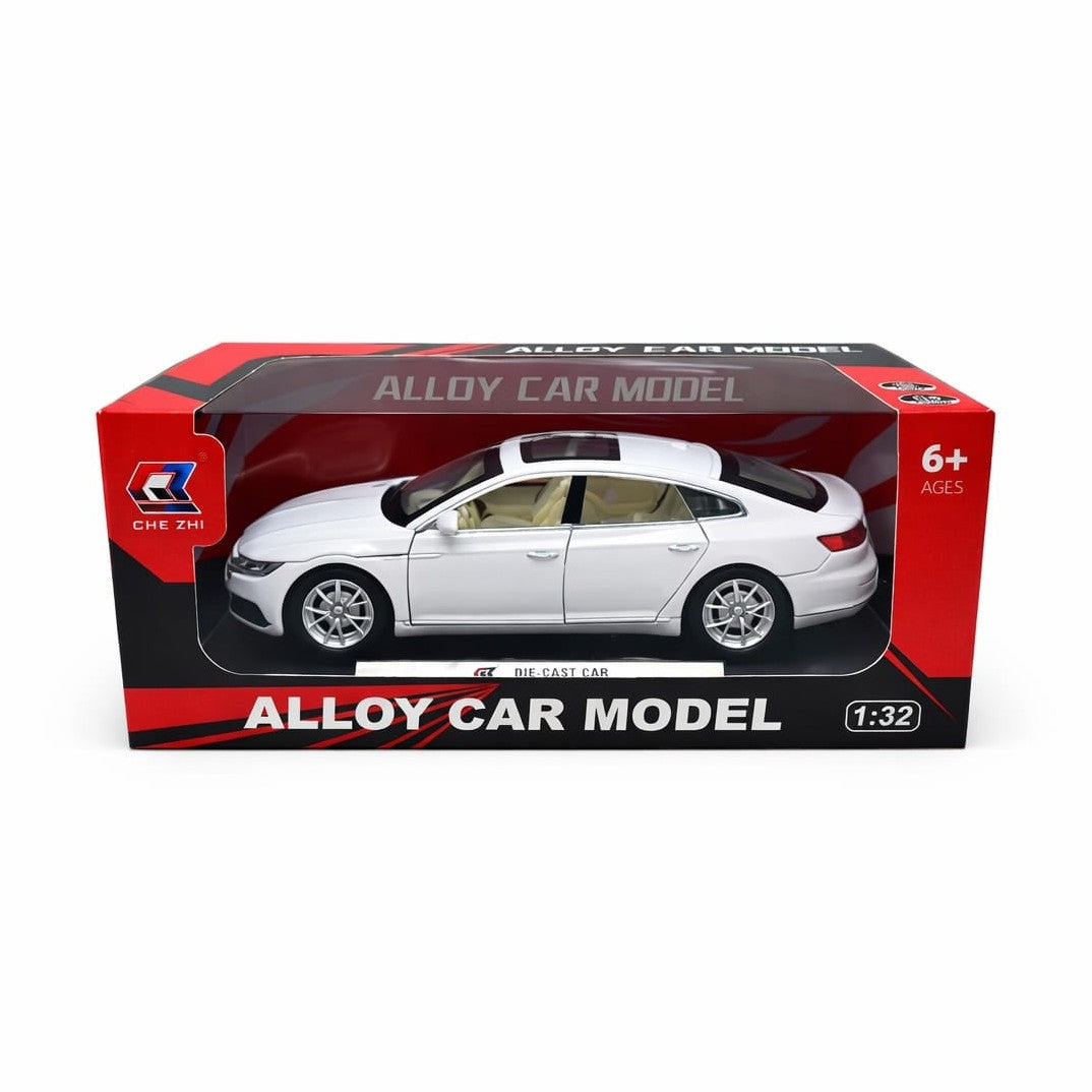Masinuta sedan premium aliaj metalic scara 1:32, alba, usi deschidere, interior detaliat