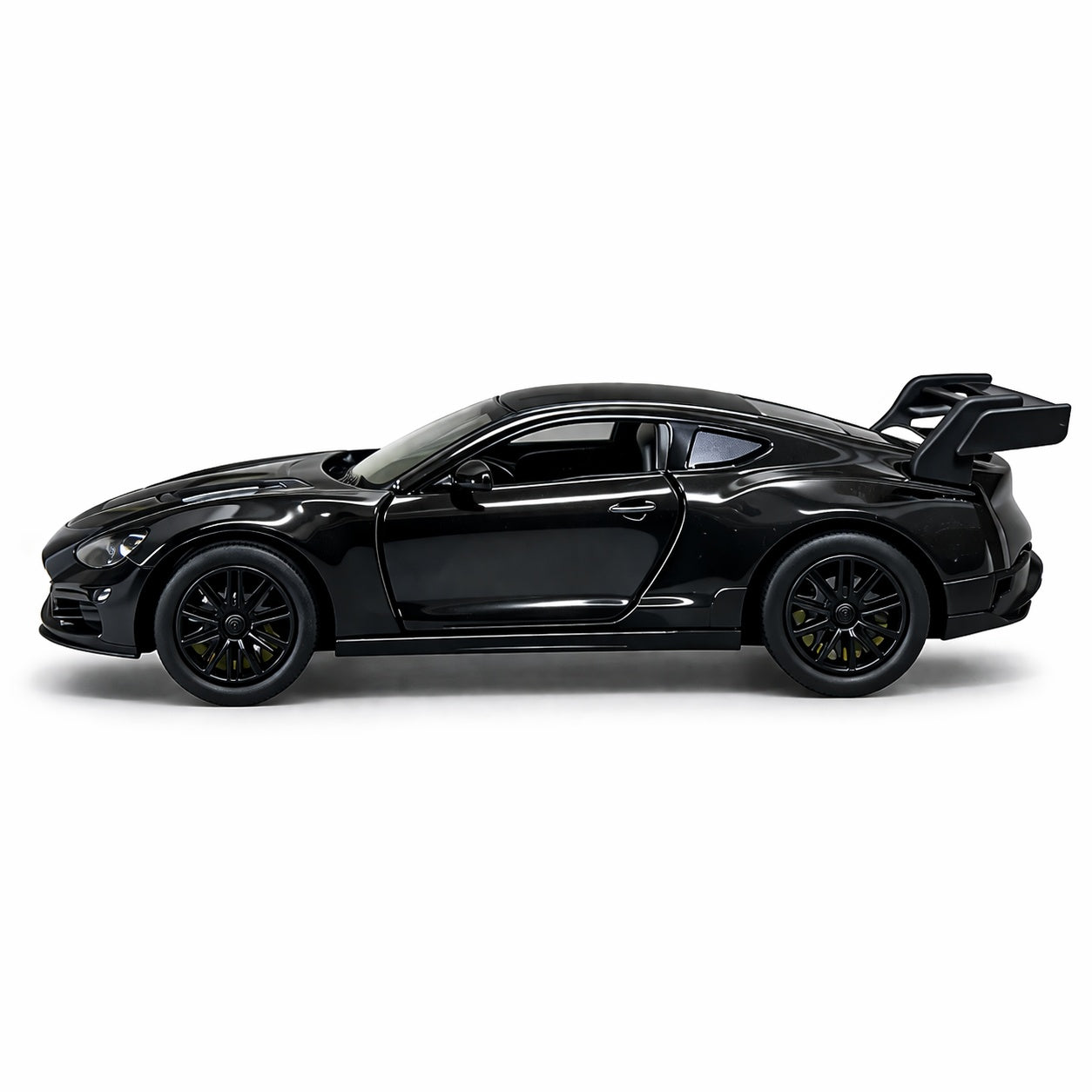 Masinuta sport neagra 15,5x7 cm model realist cu usi functionale si eleron