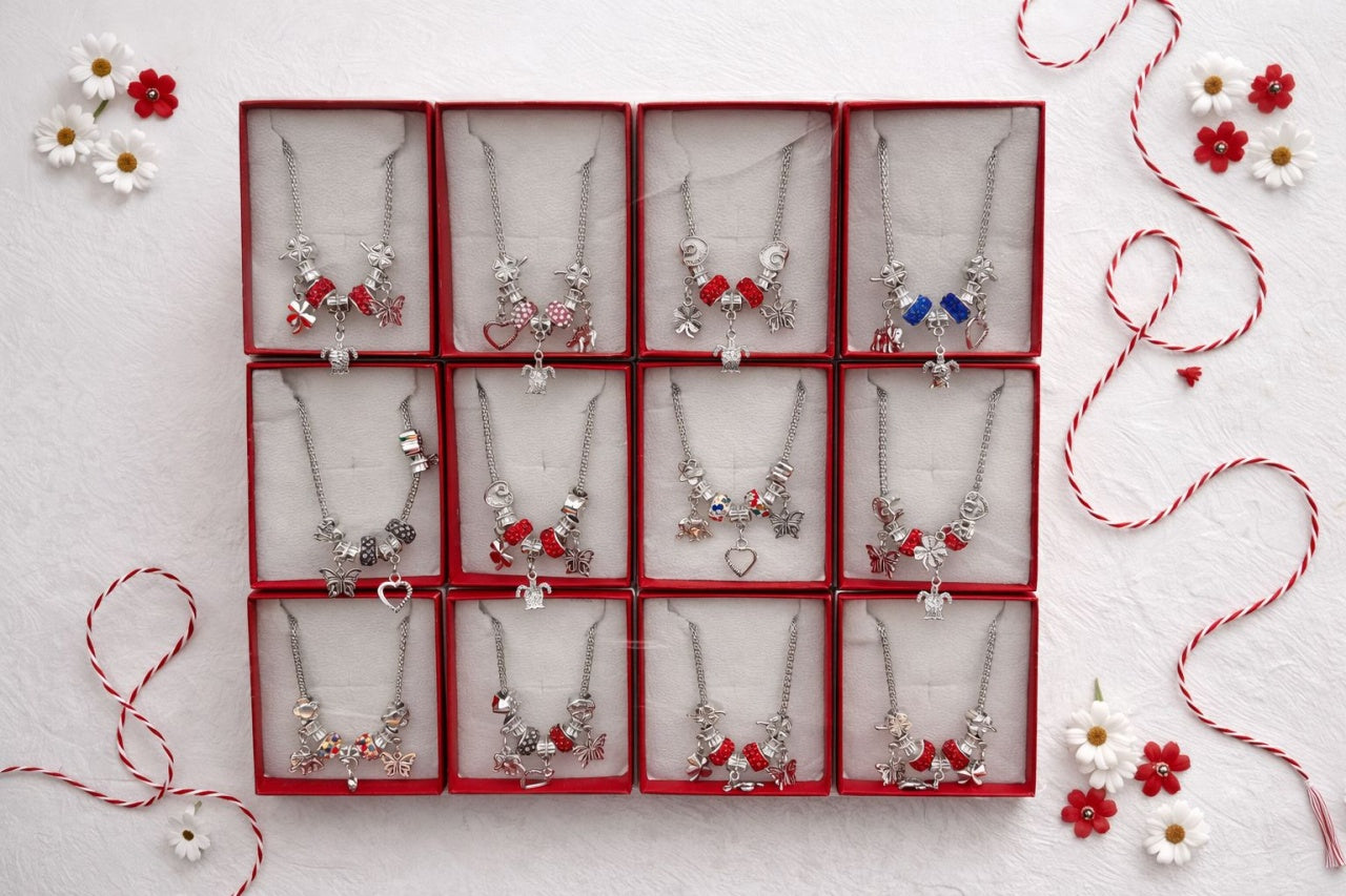 Set 12 Bratari Martisor Elegante, diverse modele, Cadou 1 Martie