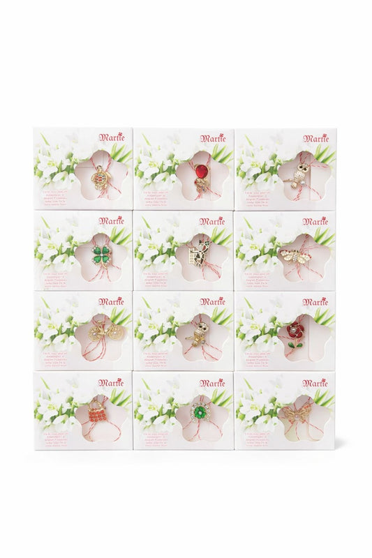Set 24 brose martisor elegante modele variate ambalaj individual 9x7.5 cm