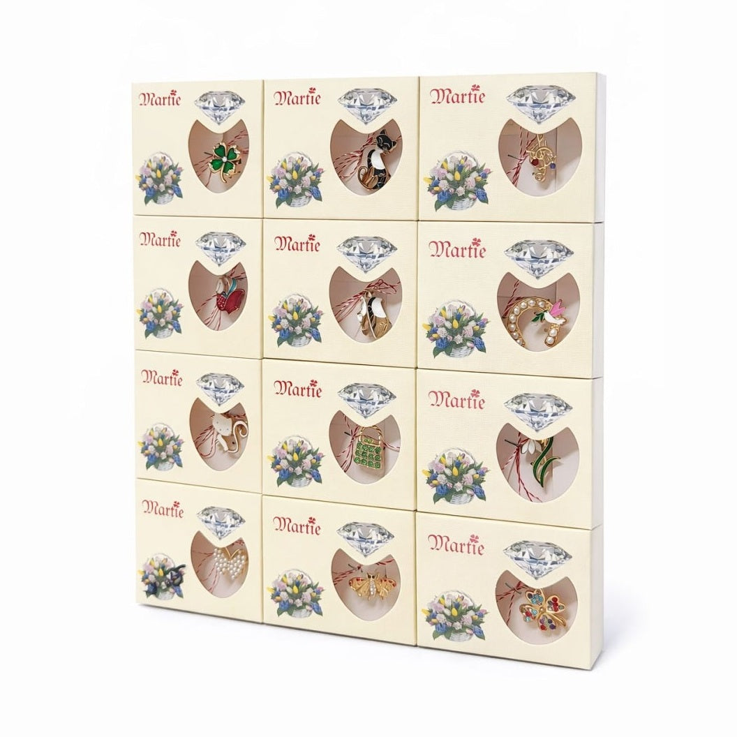 Set 24 brose martisor modele combinate, ambalaj individual elegant, 9x7.5cm