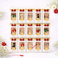 Set 30 Brose Martisor in Cutie Speciala cu Mesaj, Cadou 1 Martie 10x6 cm