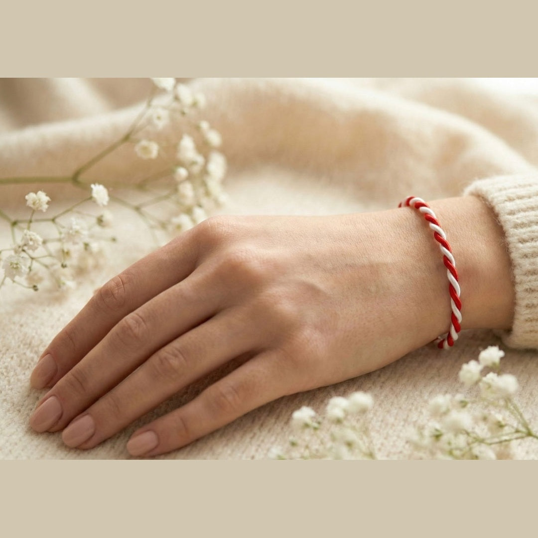 Set 50 bratari martisor snur gros impletit rosu alb 23cm