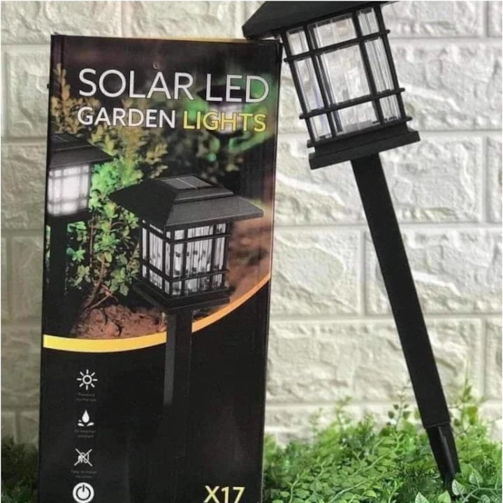 Set de 4 Lumini Solare LED pentru Grădină, Negre, din Plastic