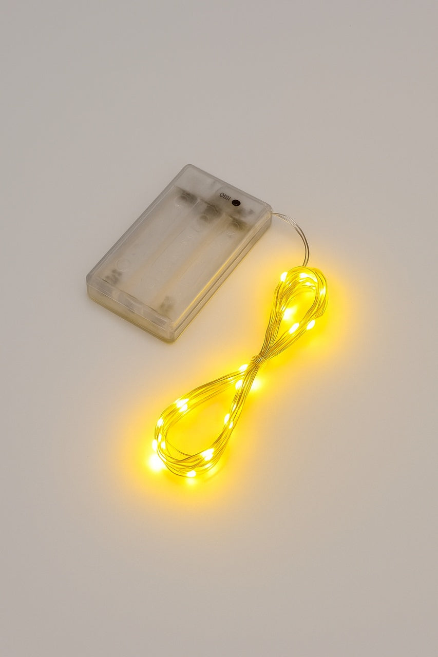 Sir luminos LED 3 metri, 30 LED-uri, lumina galbena, functional cu baterii