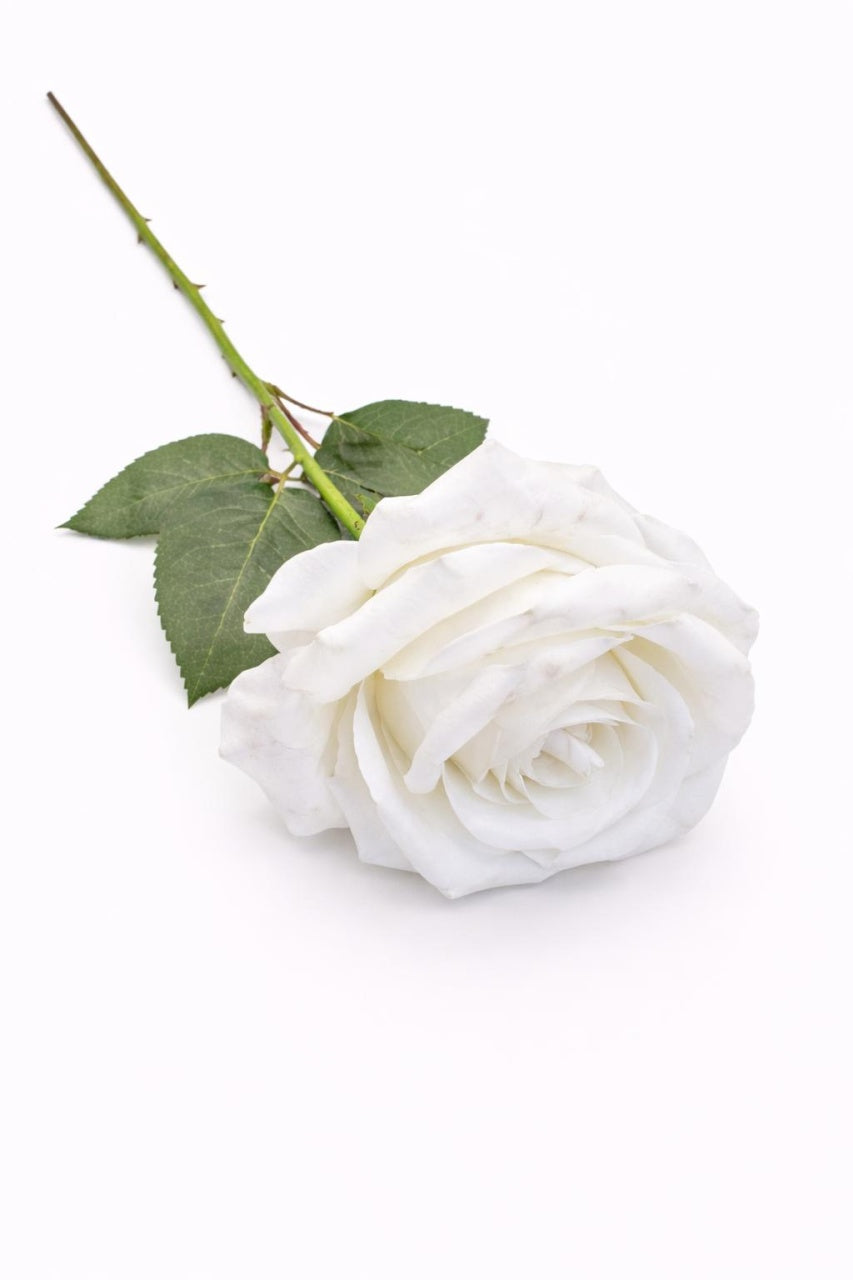 Trandafir artificial alb cu petale catifea 50 cm diametru floare 8-9 cm
