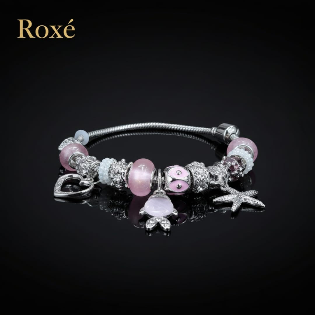 Bratara dama ROXE argintie cu charmuri pestisor si steluta, model elegant modern