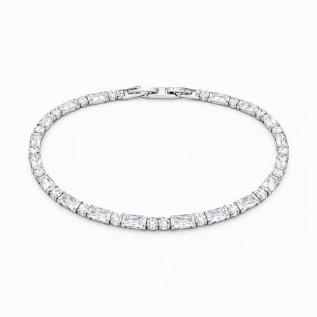 Bratara eleganta Roxe argintie cu cristale mixte, design modern si stralucitor, 18 cm