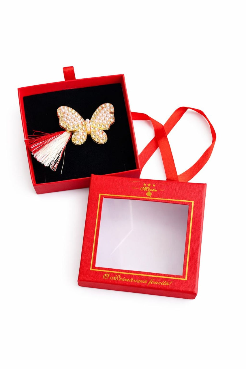 Brosa Martisor 5cm, Fluture pretios, in cutie gentuta 7x7 cm cu fereastra, cadou 1 Martie