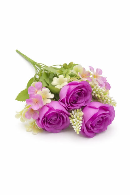 Buchet artificial 4 trandafiri mov cu flori albe decorative