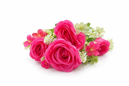 Buchet artificial 4 trandafiri roz cu flori albe decorative
