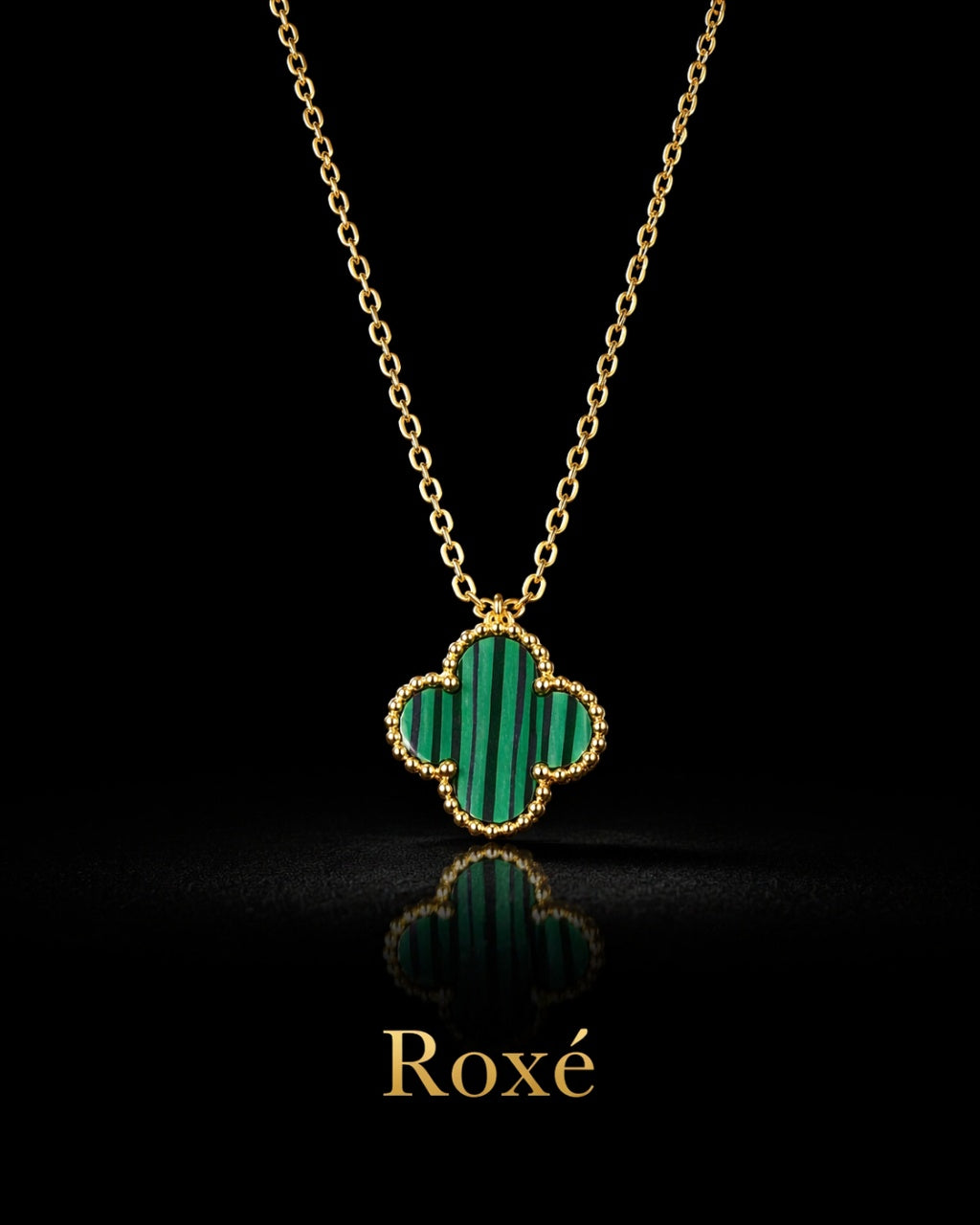 Colier Roxé auriu cu pandantiv trifoi verde cu dungi – material inoxidabil, 40 cm, reglabil