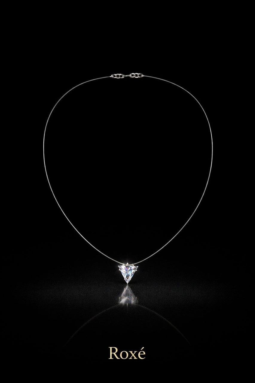 Colier Roxe cu pandantiv cristal triunghiular, 40 cm, reglabil – bijuterie elegantă damă