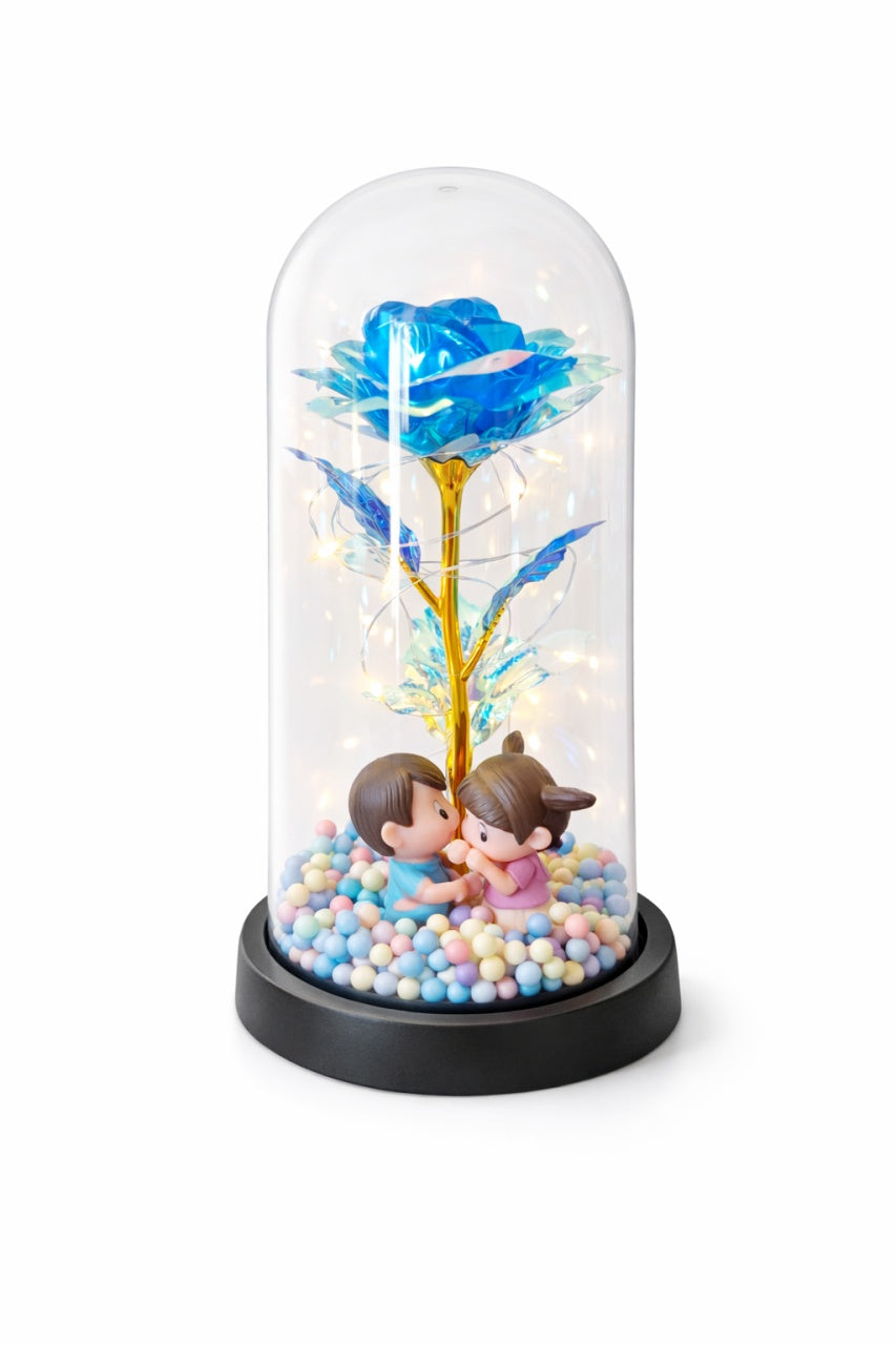Cupola plastic cu trandafir albastru LED si 2 indragostiti, 20 cm, cutie cadou