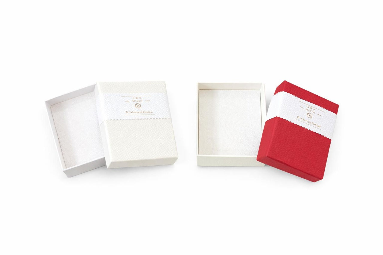 Cutie cadou pentru Martisor, text Martie, 8.5x6x3 cm, Alb Rosu