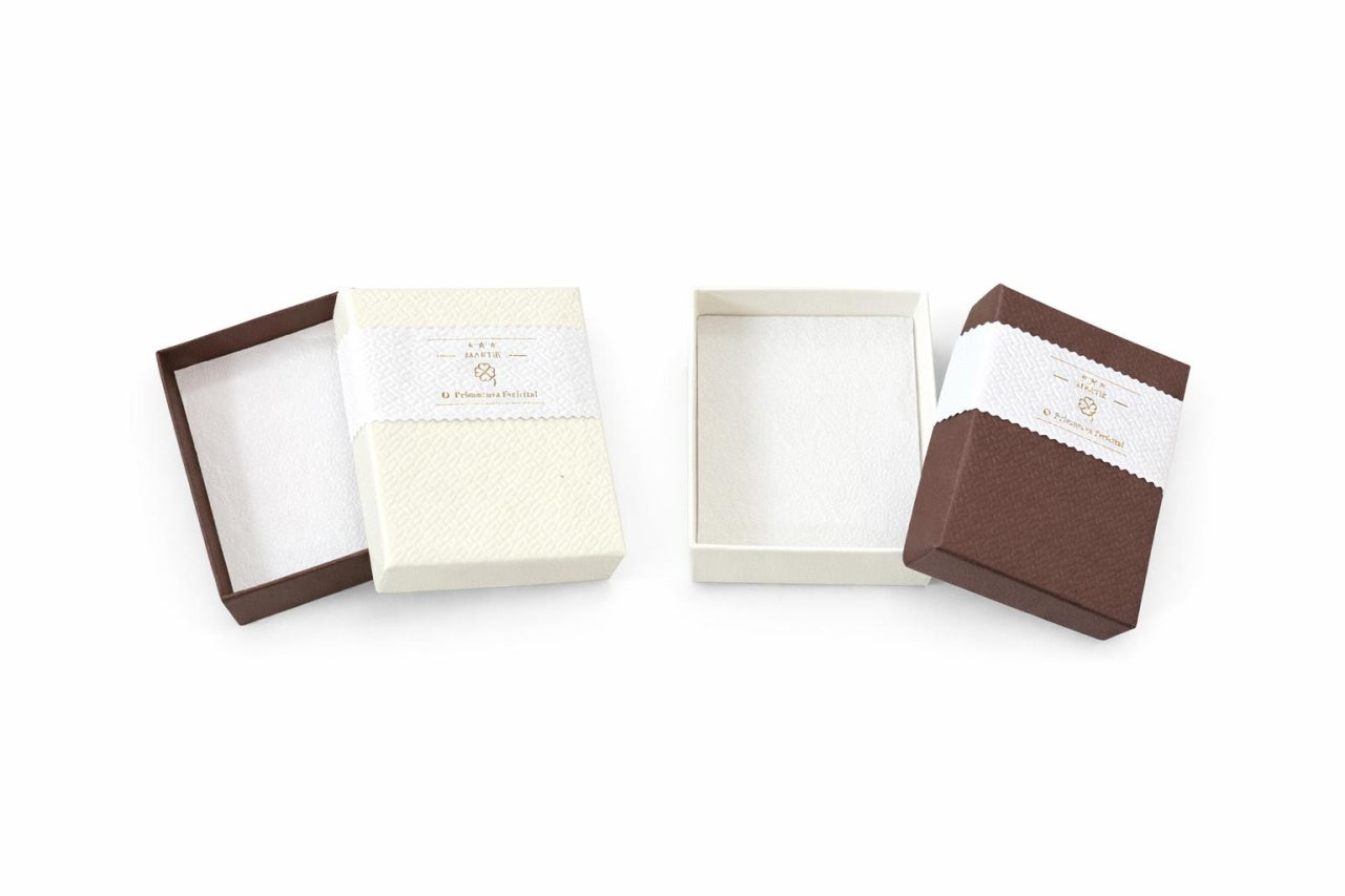 Cutie cadou pentru Martisor, text Martie, 8.5x6x3 cm, Ivoire Maro