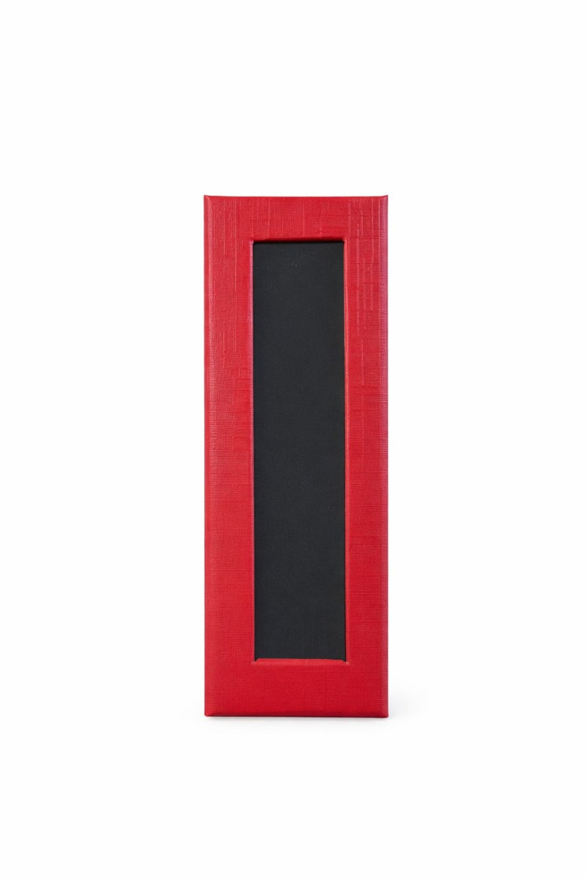 Cutie carton rosie cu fereastra 4x12x2 cm, interior negru, pentru martisor sau bijuterii