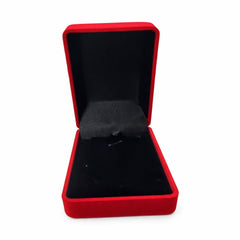 Cutie catifea rosie 8x6 cm cu interior negru, pentru bijuterii sau martisor