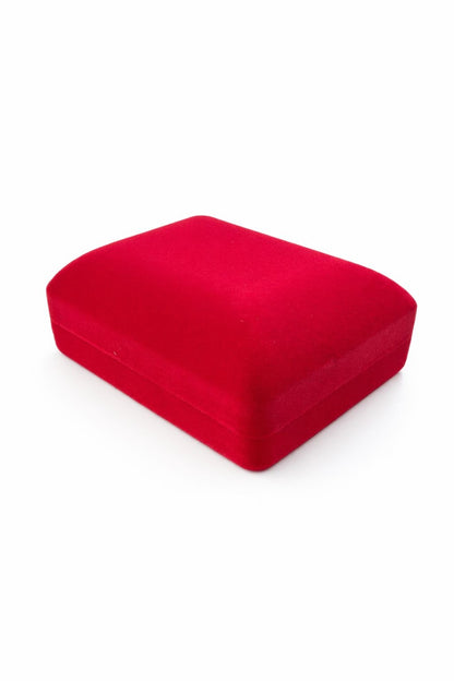 Cutie catifea rosie 8x6 cm cu interior negru, pentru bijuterii sau martisor