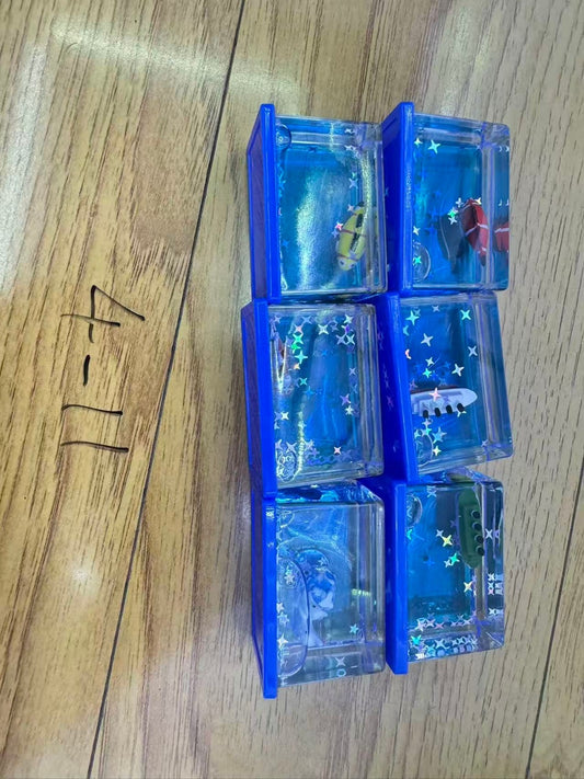 Decoratiune miniatură din plastic transparent albastru, 6 piese