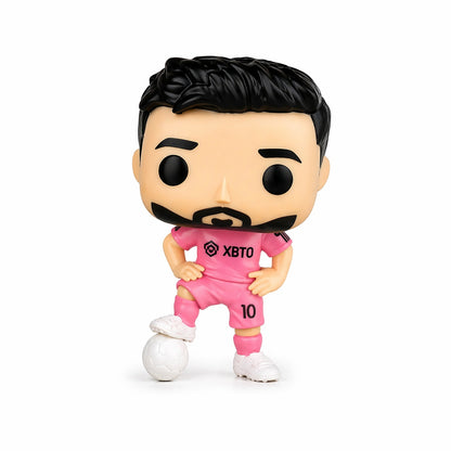 Figurină Fotbalist 16 cm – Echipament Roz, cu Minge de Fotbal