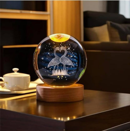 Glob Cristal 3D cu Pasari inima, LED si Baza Lemn, Decor Romantic 6 cm