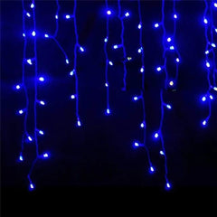 Instalatie perdea ploaie 3m lungime x 1m inaltime, 120 LED-uri, albastru, interconectabila, fir alb, LED colorat,