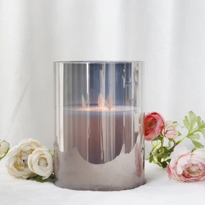 Lumanare decorativa in pahar argintiu fumuriu , ambient lux, flacara calda