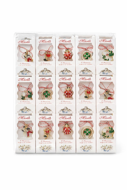 Martisor cu Brosa Metalica si Snur Traditional, Ambalaj Elegant cu Mesaj, 11x2x4 cm