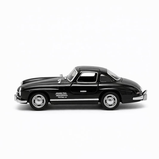 Masinuta Clasica Die-Cast Metal 1:32 Negru Cu Sunete Lumini Usi Deschise 18.5cm