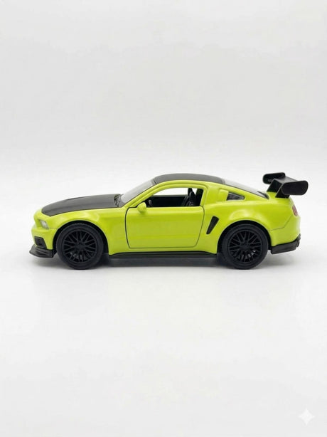Masinuta metalica sport verde macheta auto die cast 15.5x7 cm