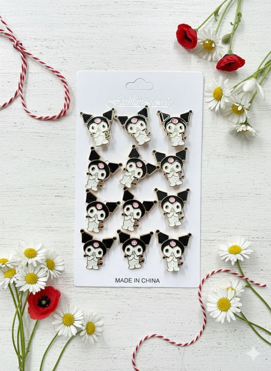 Oferta 12 brose figurine decorative de 5 cm
