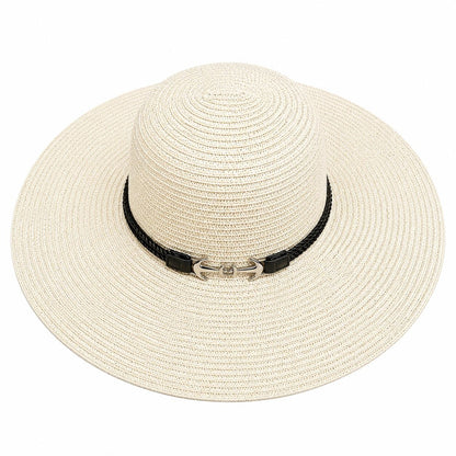 Pălărie Damă Alb Ivory de Vară cu Bor Lat și Curea Decorativă cu Accesoriu Metalic