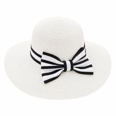 Palarie de vara dama alba cu funda eleganta in contrast pentru plaja si protectie UV