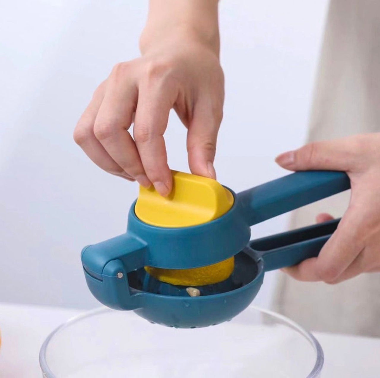 Presă Citrice Duală din Plastic, Ușor de Folosit, Culoare Albastru și Galben