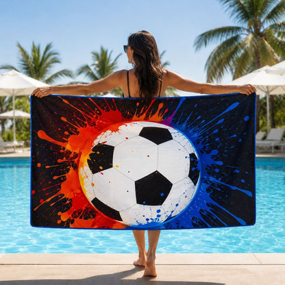 Prosop de Plajă cu Minge de Fotbal 88x180 cm – Design Sportiv Modern