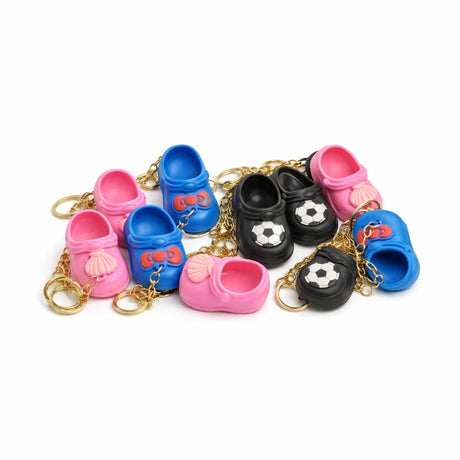 Set 12 brelocuri mini papuci colorati din silicon cu lant metalic