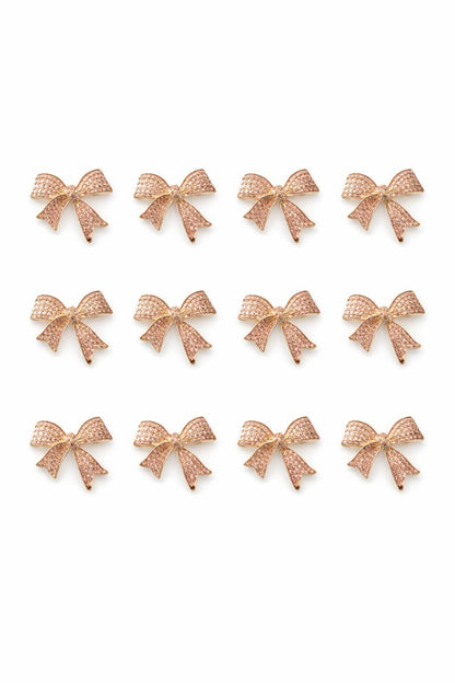 Set 12 brose Martisor, 5 cm, Funda, Cadou 1 Martie