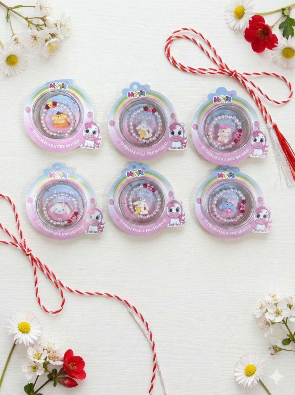 Set 12 martisoare pentru fetite cu bratara si brosa figurine vesele 25x20 cm