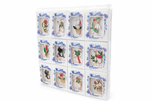Set 18 brose martisor marime medie ambalaj individual elegant 8.5x8.5 cm